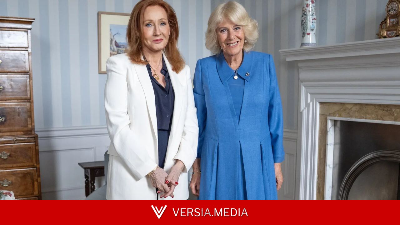 La reina Camila, criticada por reunirse con la autora de 'Harry Potter', detractora de los transexuales, en pleno mes del Orgullo LGTBI