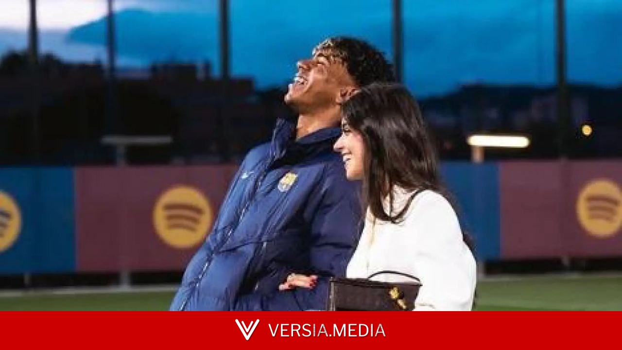 Lamine Yamal y su novia pasean por Nueva York antes de la gran final: luminosos con su cara, perritos calientes, compras de lujo...