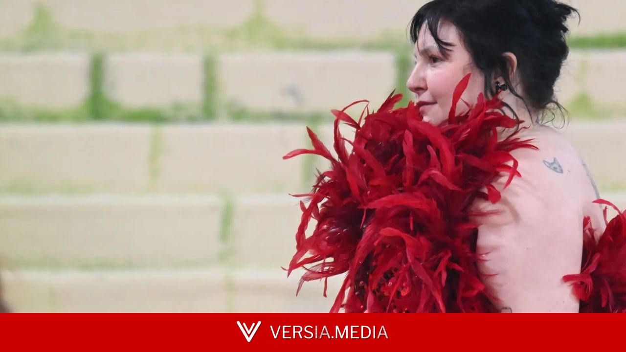 El incendiario discurso de Lena Dunham en la boda de Taylor Swift y Travis Kelce: 